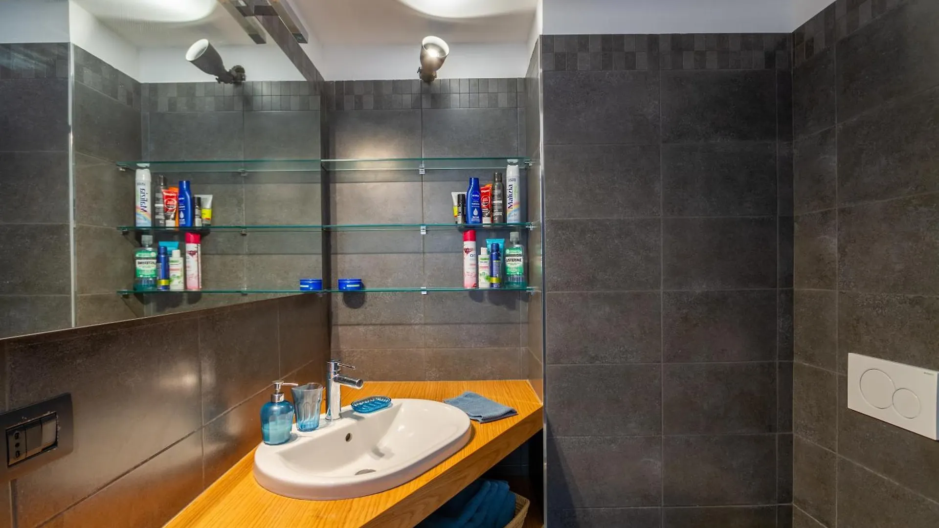 Attico In Un'Oasi Di Verde Sui Navigli - Navigliapartments Milán